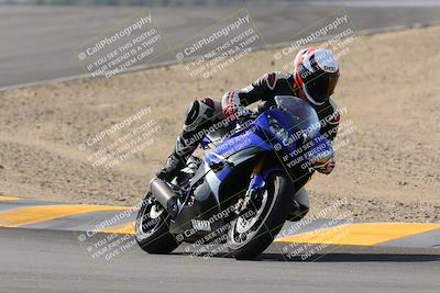 media/Nov-05-2022-SoCal Trackdays (Sat) [[f8d9b725ab]]/Turns 9 and 8 (1050am/